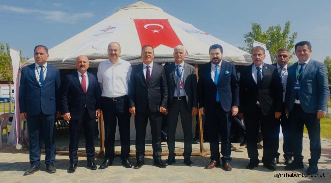 VALİ VAROL, MALAZGİRT ETKİNLİKLERİNE KATILDI