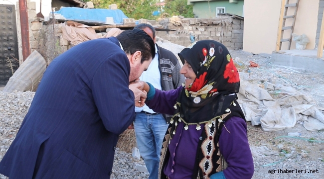 SAVCI SAYAN; SENİN DE AĞRI'DA BİR EVİN, BİR KARDEŞİN OLSUN