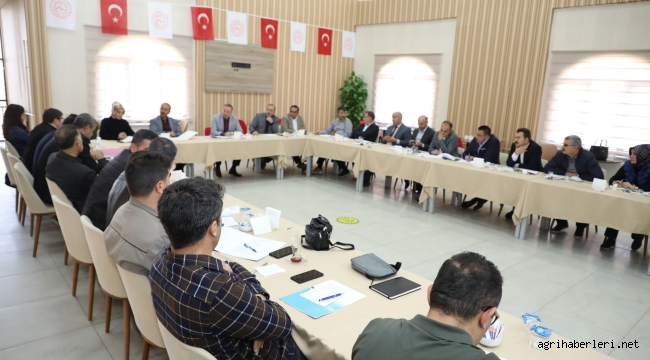 Ağrı'da ilçe milli eğitim müdürleri toplantısı düzenlendi