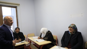  AĞRI VALİSİ DR. OSMAN VAROL ADEM'İ ZİYARET ETTİ