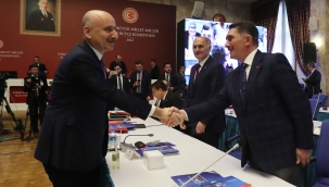 BAKAN KARAİSMAİLOĞLU, AĞRI- HAMUR- TUTAK- PATNOS KARAYOLUNUN AÇILIŞINA GELİYOR