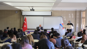 AİÇÜ'de Vali Öğrenci Buluşması