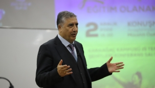 Araştırmacı Yazar Hun, Iğdır Üniversitesinde Yurt Dışındaki Eğitim Olanaklarını Anlattı