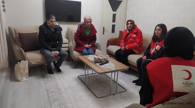 Doğubayazıt ilçesine depremde evleri zarar gören 160 aile geldi.