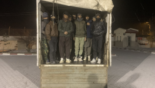  Doğubayazıt'ta 67 Düzensiz Göçmen Yakalandı.