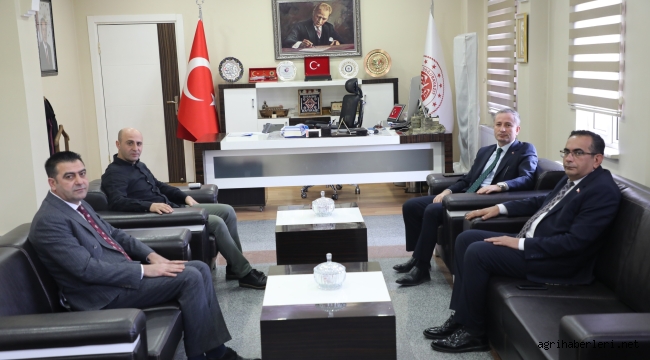 Ağrı İl Milli Eğitim Müdürü Hasan Kökrek, Doğubayazıt ilçesinde ziyaret ve incelemelerde bulundu.