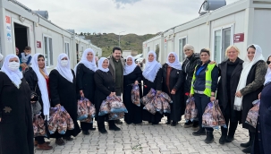 Ağrılı Beyaz Tülbentli Kürt Anneleri Kahramanmaraş'ta 