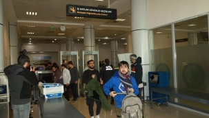  AĞRI'DA 138 AFGANİSTAN GÖÇMENİ ÜLKELERİNE GÖNDERİLDİ