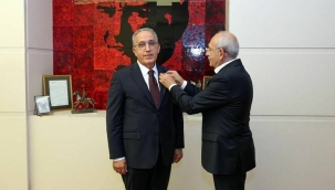 CHP AĞRI MİLLETVEKİLİ ADAYI ERTUĞRUL ERYILMAZ ADAYLIKTAN FERAGAT ETTİ.