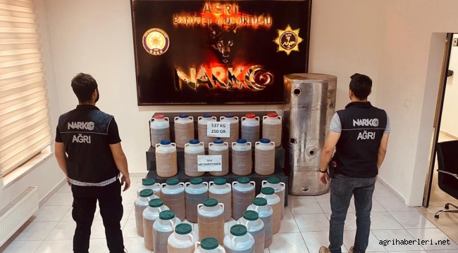 Ağrı'da 537 Kilo 250 Gram Likit Metamfetamin Ele Geçirildi.
