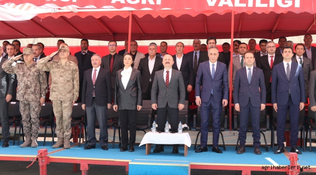 ​​​​​​​AĞRI'DA TARIMIN GELİŞMESİ İÇİN TOHUM VE SIVAT DAĞITIMI YAPILDI.