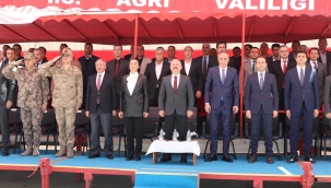 ​​​​​​​AĞRI'DA TARIMIN GELİŞMESİ İÇİN TOHUM VE SIVAT DAĞITIMI YAPILDI.