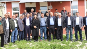 ​​​​​​​AK Parti Ağrı Milletvekili Adayı Ruken Kilerci, seçim çalışmaları kapsamında ziyaretlerine devam ediyor.
