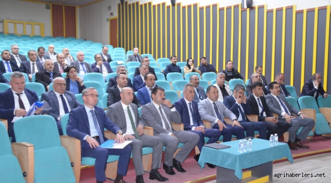 Kaymakamlar Ağrı Belediye Başkanı Karadoğan'ı ziyaret etti