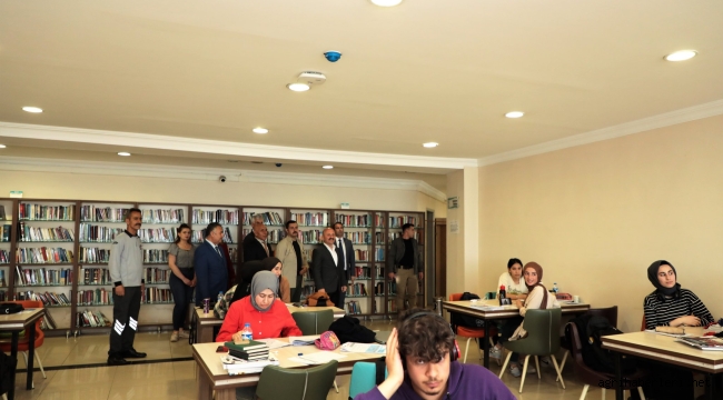 AĞRI'DA HALK KÜTÜPHANESİ HAFTANIN YEDİ GÜNÜ GECE 22.00'YE KADAR HİZMET VERECEK.