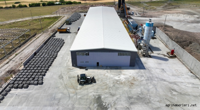 Ağrı Kilit Parke Bordür Taş Fabrikası Seri Üretime Başladı