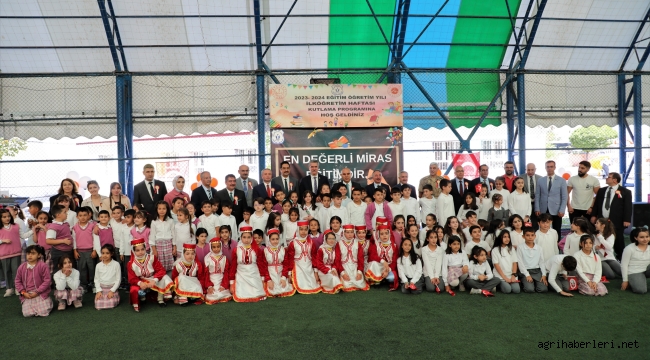 Ağrı'da İlköğretim Haftası kutlamaları