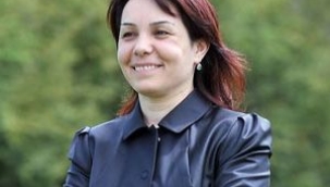 Ağrı Belediye Başkanlığına Fatma Salman, AK Parti'den Aday Olacağını Açıkladı