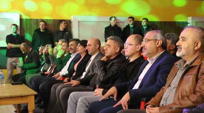 Serhad'ın Dengbejleri Programı, Doğubayazıt'ta Büyük Beğeni Topladı