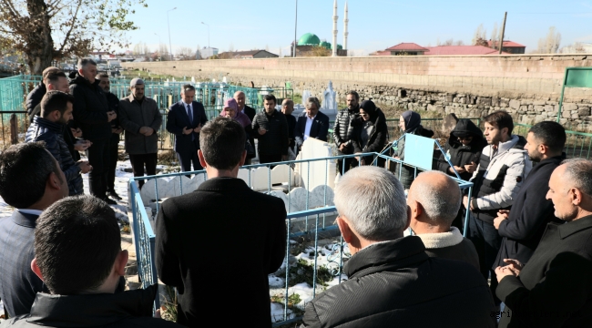 Ağrı'da vefat eden öğretmenler unutulmadı