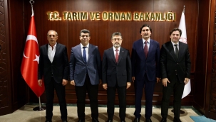 AĞRI'NIN SORUNLARINI BAKAN YUMAKLI'YA RAPOR HALİNDE SUNDULAR