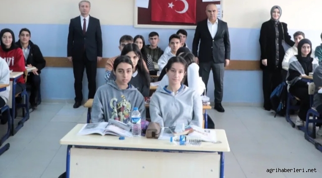 Koç Ailesi Öğrenciler Önceliğimizdir 