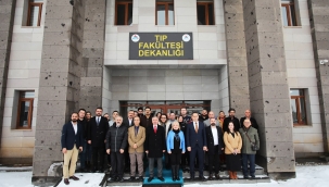  AİÇÜ'de Tıp Fakültesi Akademisyenlerine Yeni Yıl Sürprizi