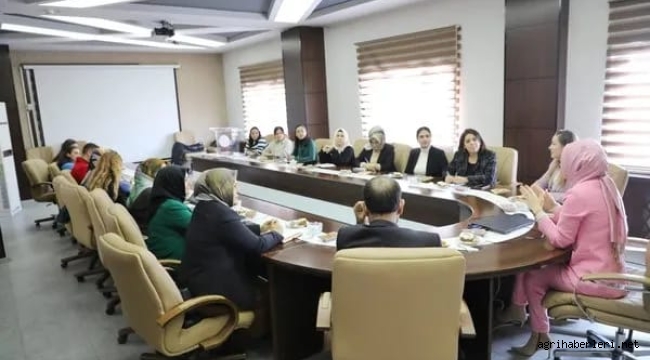 Gül Koç, Ağrı'da Kadınlara Yönelik Faaliyet Gösteren STK'lar İle Bir Araya Geldi