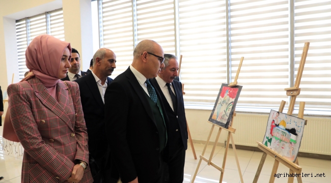 AĞRI'DA KOÇ, AİLESİ YÜREĞİMDESİN KUDÜS RESİM SERGİSİNİN AÇILIŞINA KATILDI 