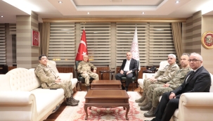 Ağrı'da "Düzensiz Göç ile Mücadele Değerlendirme Toplantısı" düzenlendi.