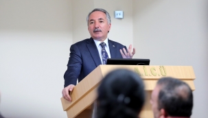 AİÇÜ'de, İdari Personel ve Öğrenci Memnuniyet Anketi Değerlendirme Toplantısı Düzenlendi