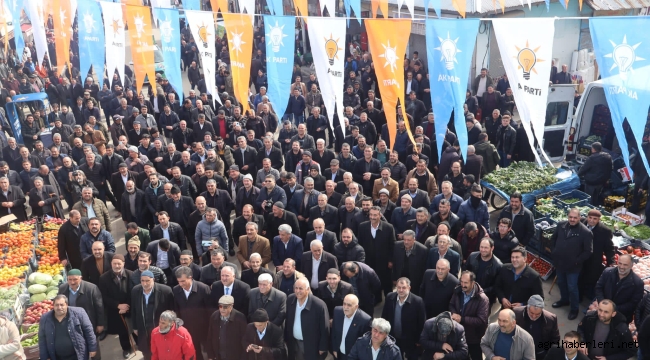  AK PARTİ ELEŞKİRT SEÇİM BÜROSUNUN AÇILIŞINDA GÖVDE GÖSTERİSİ YAPTI