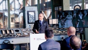 Cumhuriyet Tarihinin Sivil Diplomatı Doğubayazıtlı Selahattin Bayazıt İstanbul Bilgi Üniversitesi'nde Anıldı