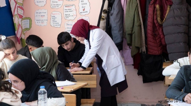 HAMUR'DA GÖNÜLLÜ ÖĞRETMENLER EĞİTİME DEVAM ETTİ.