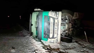 İpek Geçidinde İki Ayrı Kazada 4 Kişi Yaralandı