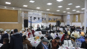 ARKOZ çalışanlarına geleneksel iftar programı düzenledi.