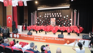 23 Nisan Ulusal Egemenlik ve Çocuk Bayramı Ağrı'da coşkuyla kutlandı.