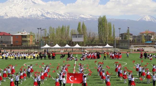 Doğubayazıt'ta 23 Nisan Ulusal Egemenlik ve Çocuk Bayramı Coşkuyla Kutlandı.