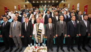 Ağrı İbrahim Çeçen Üniversitesi Tıp Fakültesi İlk Mezunlarını Verdi