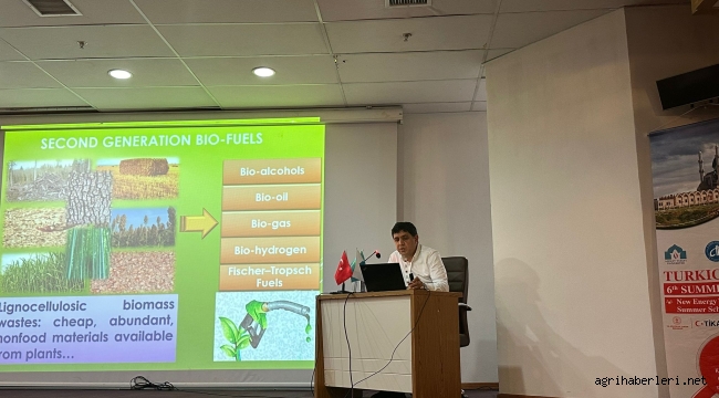 Iğdır Üniversitesi Rektörü M. Hakkı Alma, Kazakistan'da Seminer Verdi