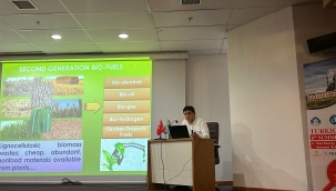 Iğdır Üniversitesi Rektörü M. Hakkı Alma, Kazakistan'da Seminer Verdi