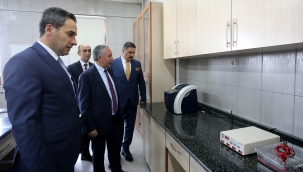 AİÇÜ Fen Edebiyat Fakültesi'nde Moleküler Biyoloji ve Genetik Laboratuvarı Açıldı