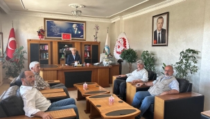 Belediye Başkanı İsmet Aslan ve 4 Meclis Üyesi YRP'den İstifa Etti