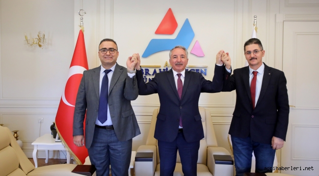 AİÇÜ Akademisyenleri Dünya Sahnesinde