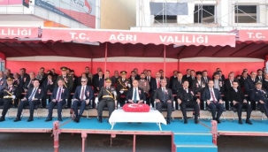 Ağrı'da 29 Ekim Cumhuriyet Bayramı Kutlamaları