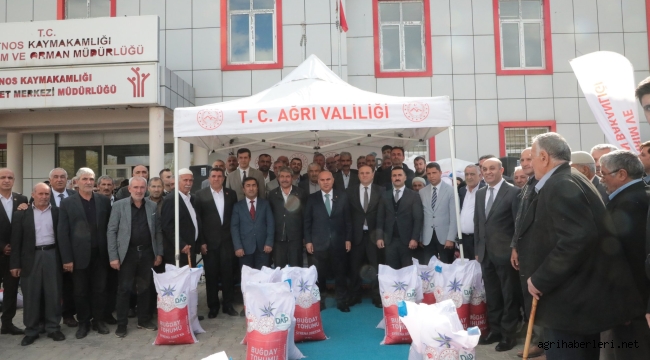  AĞRI'NIN PATNOS İLÇESİNDE %70 HİBE İLE 300 ÇİFTÇİYE 300 TON BUĞDAY