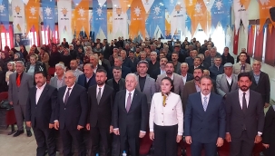  AK Parti Doğubayazıt 8. Olağan İlçe Kongresinde M. Sena Geçit Güven Tazeledi.