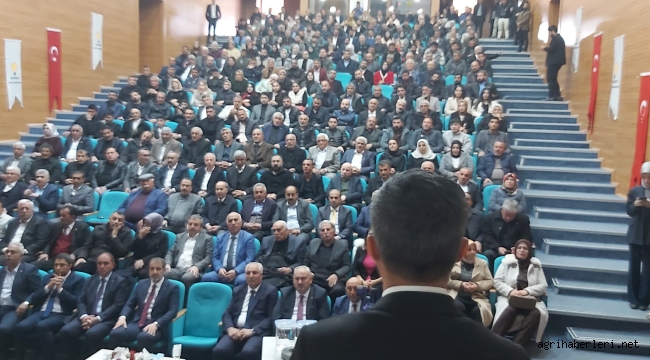  5 SORU ALTINDA AK PARTİ AĞRI'DA ORTAK AKIL TOPLANTISI YAPTI