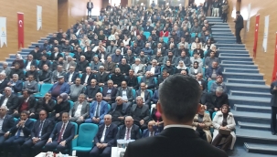  5 SORU ALTINDA AK PARTİ AĞRI'DA ORTAK AKIL TOPLANTISI YAPTI