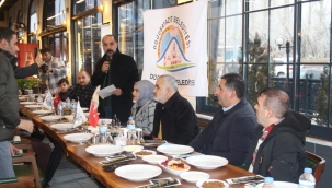 10 Ocak Çalışan Gazeteciler Günü'nde Doğubayazıt Belediyesi Basın Mensuplarını Unutmadı!